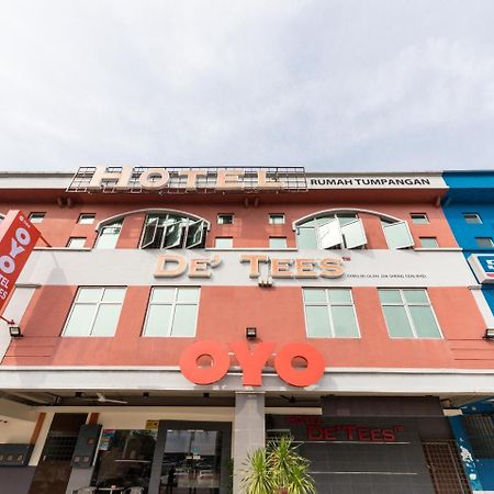 Hotel De' Tees, Masai Utama パシル・グダン エクステリア 写真