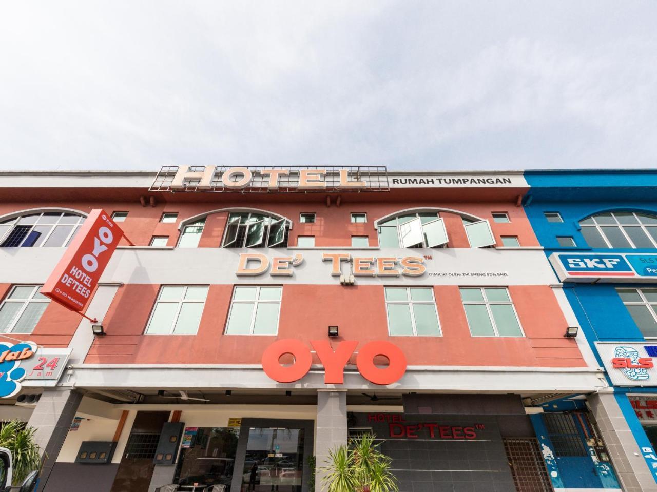 Hotel De' Tees, Masai Utama パシル・グダン エクステリア 写真